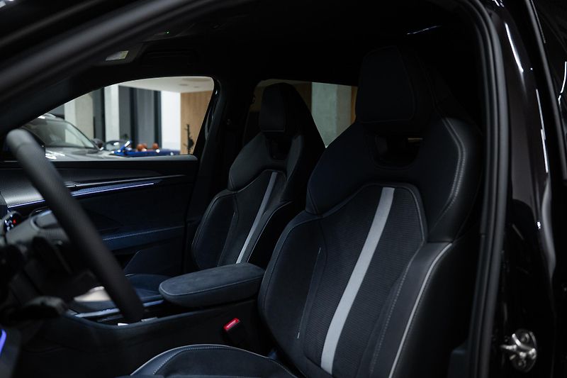 Škoda Kodiaq (2026) SPORTLINE NEZÁVISLÉ 142KW 4X4 - fotka 31 z 47
