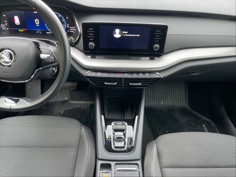 Škoda Octavia 2,0 TDI Ambition 4x4 DSG - fotka 10 z 11