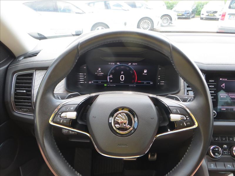 Škoda Kodiaq 2,0 TSI Style DSG 4x4 Tažné - fotka 26 z 30