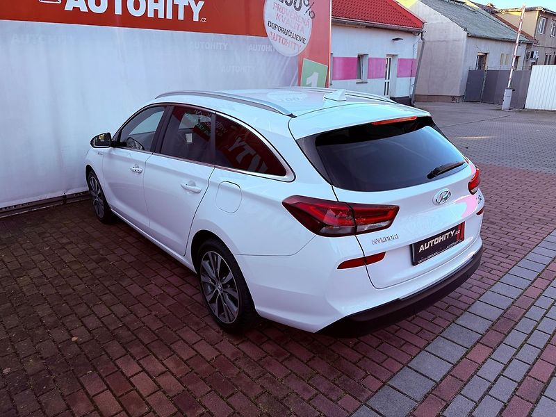 Hyundai i30 1.4 T-GDi All Inclusive, ČR - fotka 8 z 29