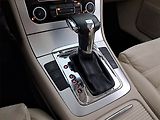 Volkswagen Passat (2010) 2.0 TDI, Automat, po STK - náhled 16