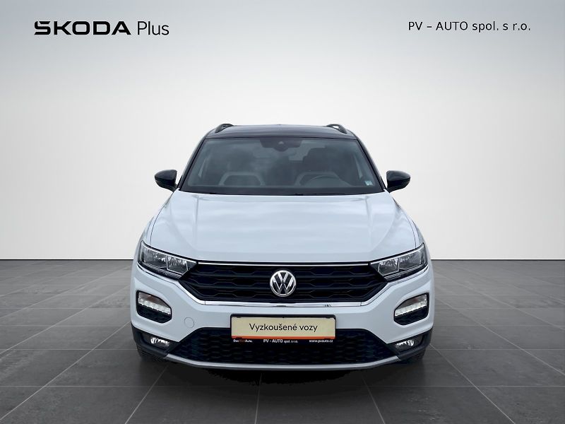 Volkswagen T-Roc (2018) 1.5 TSI 110 kW Highline Sport - fotka 4 z 31