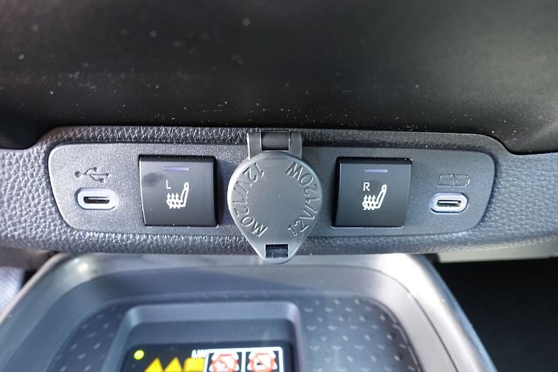 Toyota Aygo 1,5 HEV GR SPORT - fotka 22 z 33