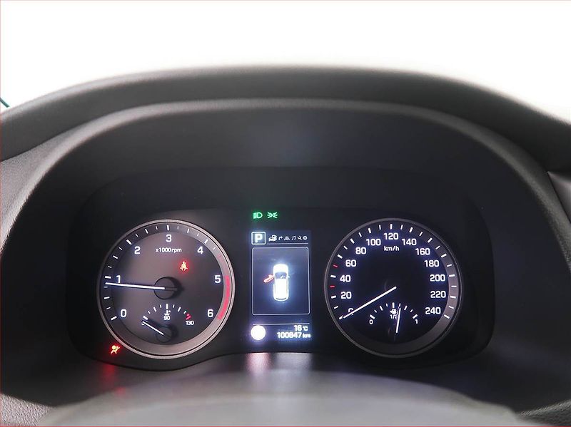 Hyundai Tucson (2015) Executive 2.0 CRDi, 4X4 - fotka 9 z 18