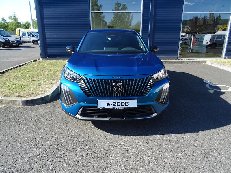 Peugeot 2008 (2026) ALLURE e-115 kW /156k - fotka 2 z 50