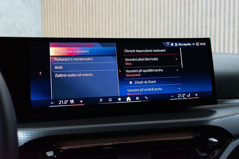 BMW Řada 3 320d xDrive ///M*ZÁRUKA*ČR 1.M - fotka 37 z 48