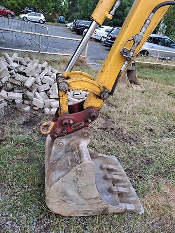 Komatsu (2017) PC35 guma 3.7t minibagr - fotka 11 z 12