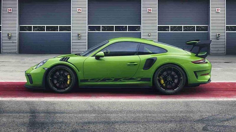 Porsche 911 GT3 RS.