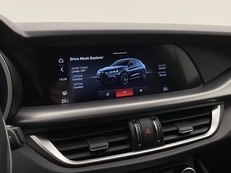 Alfa Romeo Stelvio VELOCE 2.2JTDm REZERVACE - fotka 56 z 62