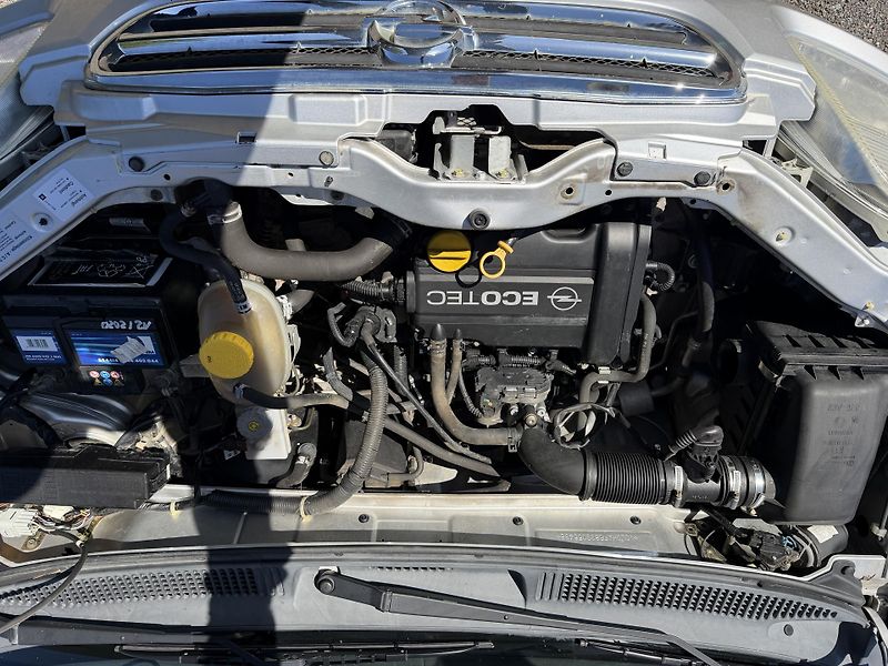 Opel Agila 1.0i - fotka 21 z 21
