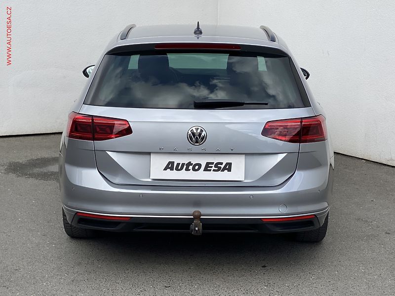 Volkswagen Passat (2020) 1.6 TDi, Business, DSG, LED - fotka 5 z 18