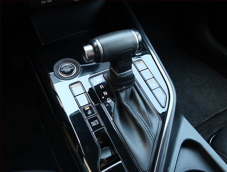 Kia Niro (2023) Hybrid - fotka 13 z 23