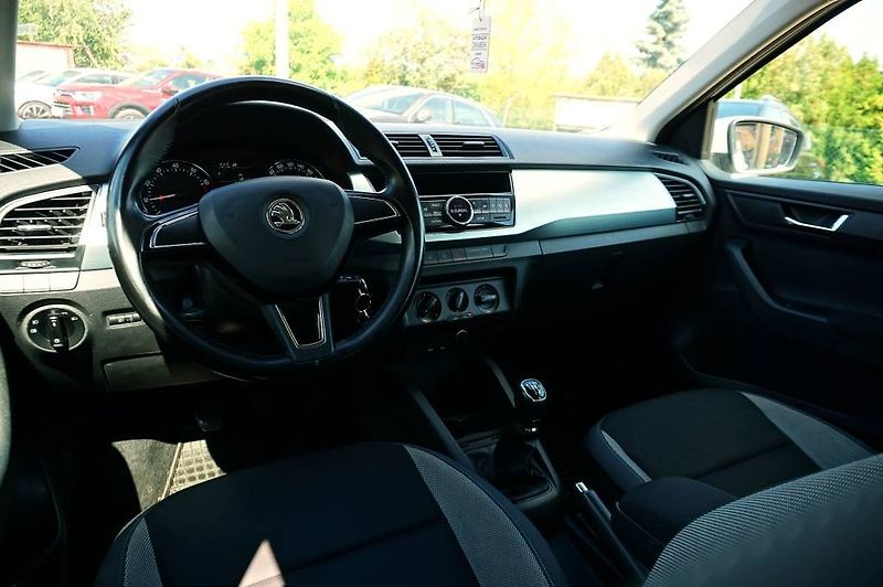 Škoda Fabia (2015) AMBITION 1,2 TSI 66 kW - fotka 21 z 35