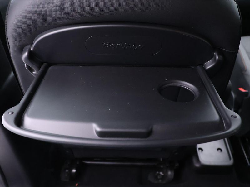 Citroën Berlingo 1,2 PT 81kW XTR Multispace 1Ma - fotka 25 z 33