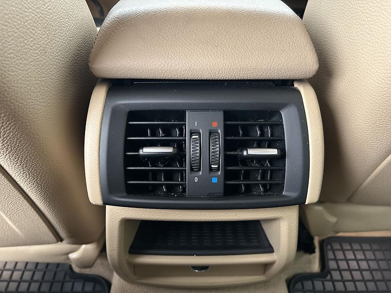 BMW X3 2.0 D 4x4 XLINE - fotka 28 z 29