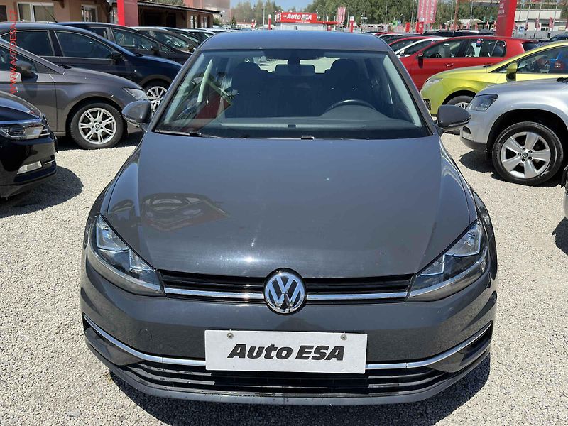 Volkswagen Golf (2018) 1.4 TSi, ČR, Comfortline - fotka 2 z 14