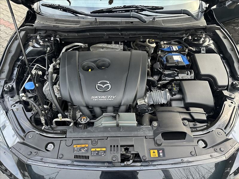 Mazda 3 2,0 121kw G165 TOP - fotka 11 z 22