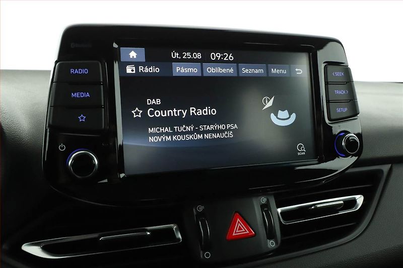 Hyundai i30 (2022) 1.5 T-GDI MHEV, ČR,1.maj - fotka 16 z 20