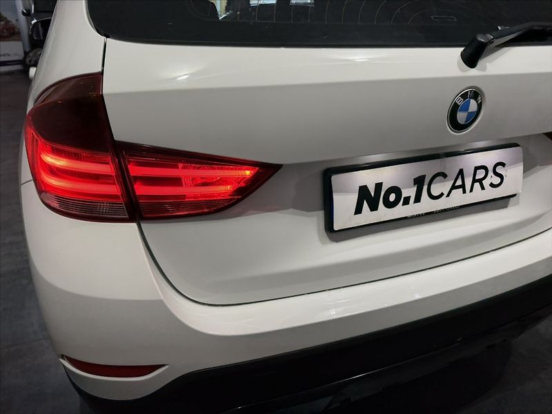 BMW X1 2,0   20D XDRIVE AUTOMAT TOP - fotka 20 z 25