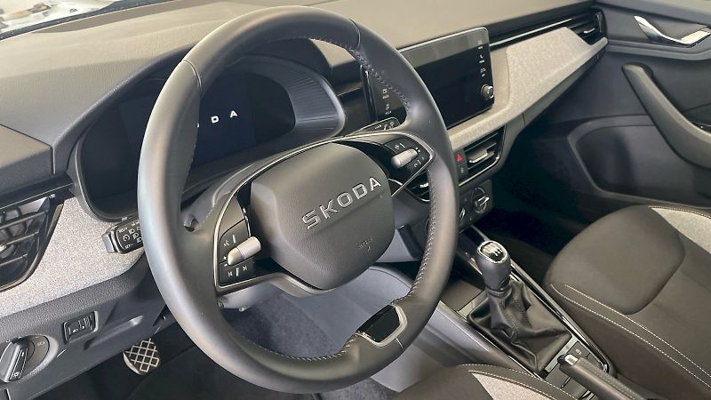 Škoda Kamiq (2025) Selection 1.0TSI 85kw - fotka 19 z 28