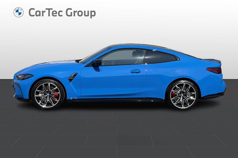 BMW M4 Competition M xDrive - fotka 2 z 9