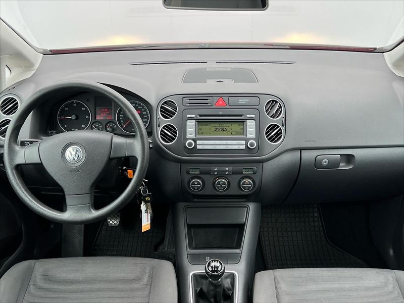 Volkswagen Golf Plus 1,9 TDi 66 kW TRENDLINE - fotka 5 z 23