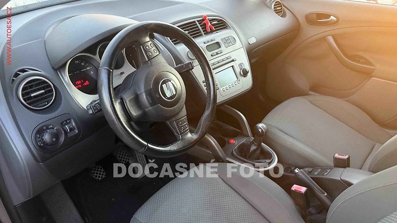 Seat Altea (2005) 1.9 TDI, autoAC, temp - fotka 3 z 3