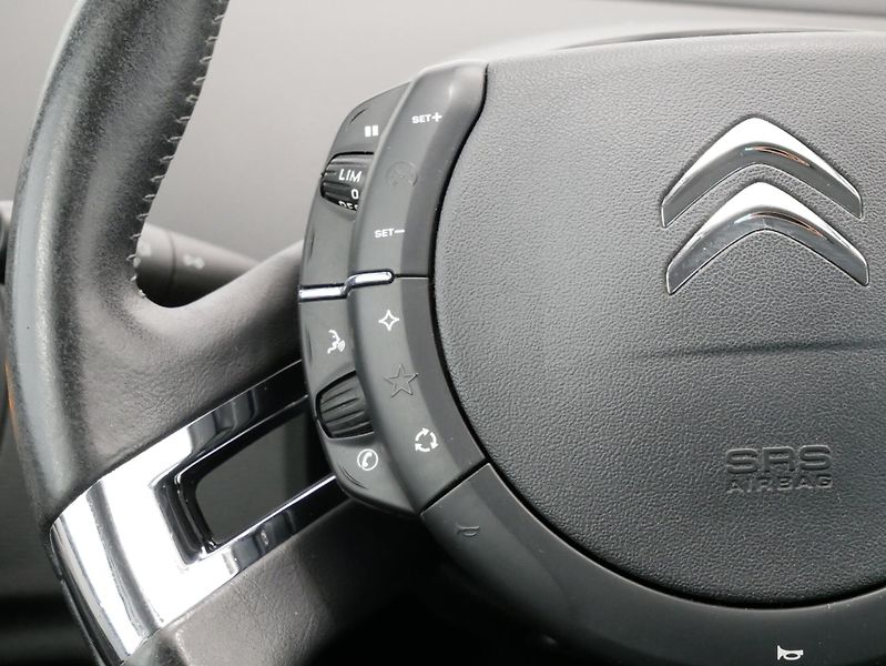 Citroën C4 Picasso - fotka 15 z 25
