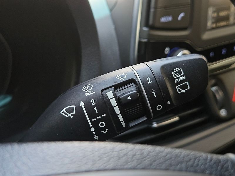 Hyundai i30 1,6 CRDi DPH Trikolor Comfort - fotka 20 z 36