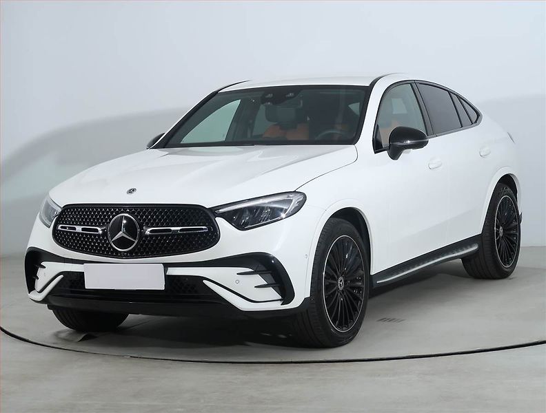 Mercedes-Benz GLC (2024) 200 4MATIC - fotka 2 z 26