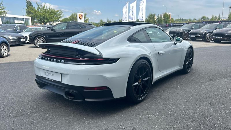 Porsche 911 Carrera 290KW - fotka 26 z 26