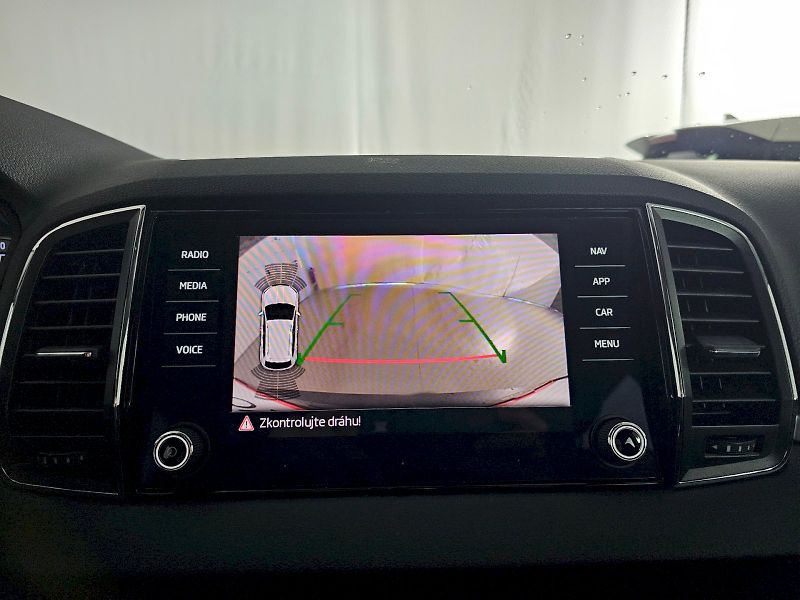 Škoda Karoq (2019) 1.5TSI 110KW AMBITION - fotka 19 z 30