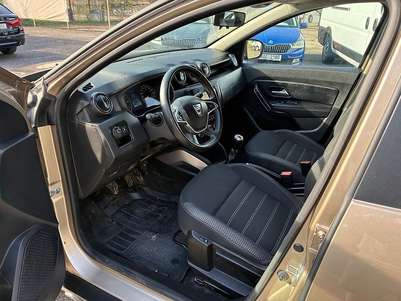 Dacia Duster 1.5 BlueDCi 4x4 PRESTIGE ČR DP - fotka 9 z 25