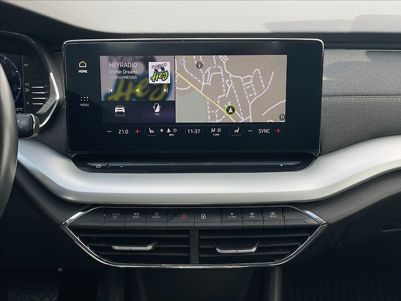 Škoda Octavia 2,0 TDI DSG Style Plus NAVI - fotka 12 z 24