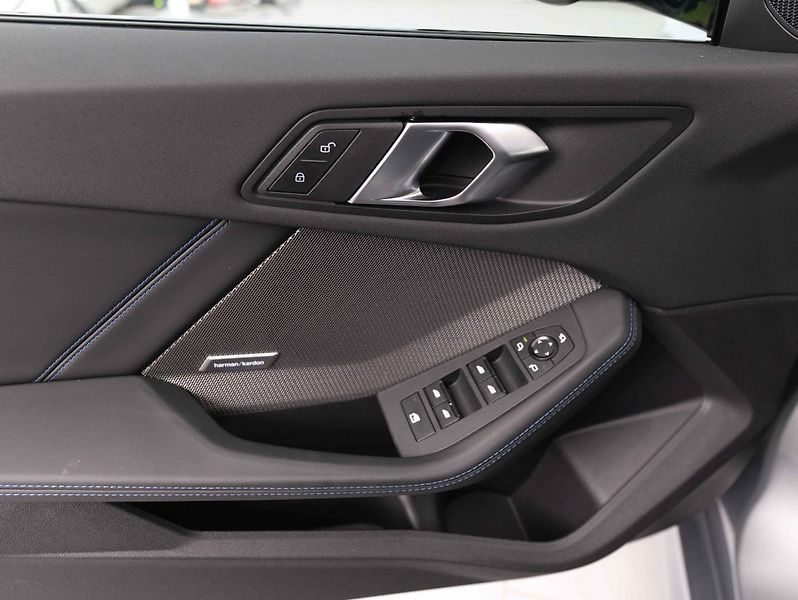 BMW Řada 2 220 Gran Coupé - fotka 17 z 22