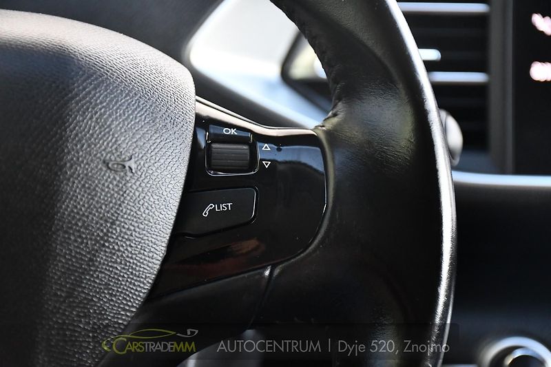 Peugeot 308 SW 1.5BlueHDi ACTIVE CARPLAY - fotka 29 z 49