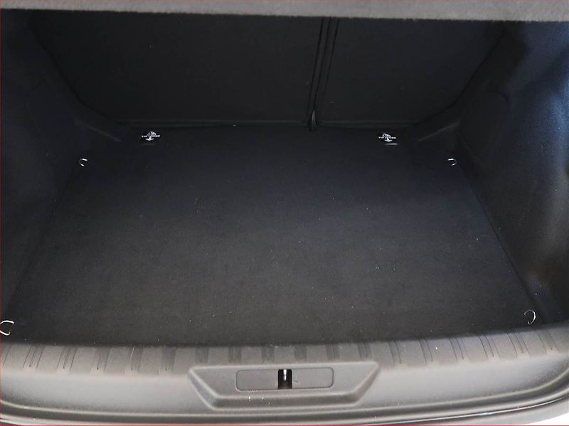 Peugeot 308 (2015) 1.2 e-THP, Tempomat - fotka 13 z 16