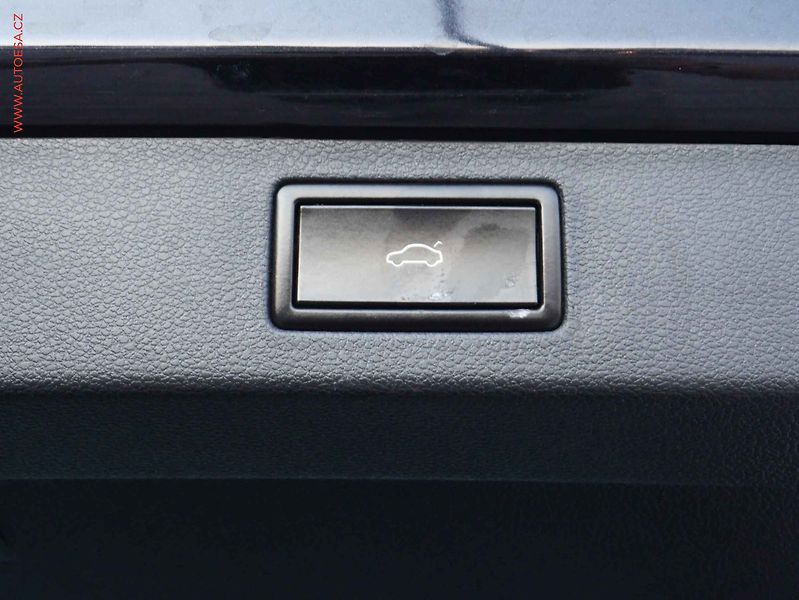Škoda Kamiq (2020) 1.5 TSi, Style, DSG, TZ - fotka 20 z 21