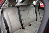 Volvo V40 (2016) 2.0i T2 90kw INSCRIPTION MANUÁ - náhled 40