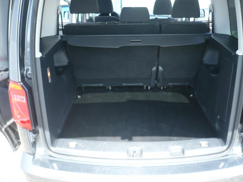 Volkswagen Caddy 2.0TDI 110Kw Serviska Klima - fotka 28 z 30