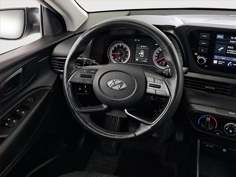 Hyundai Bayon (2021) 1.2 i, Tempomat, Park. senzory - fotka 15 z 18