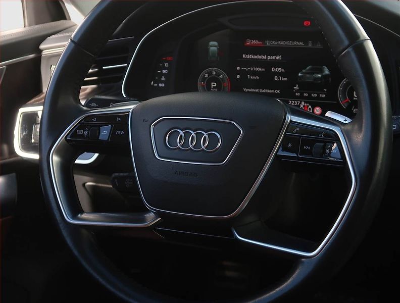Audi A6 (2021) Exclusive 50 TDI, Automat,4X4 - fotka 23 z 25