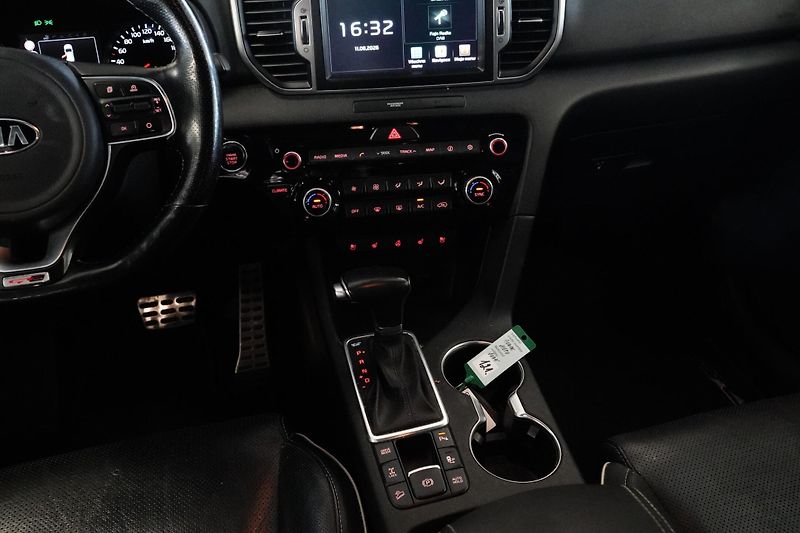 Kia Sportage - fotka 21 z 24