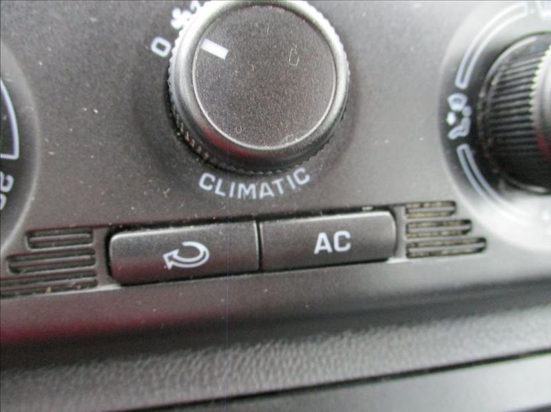 Škoda Fabia 1,4 i 16V, klima, ABS, ESP, - fotka 22 z 32