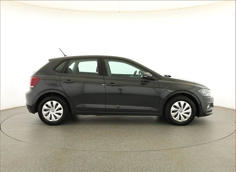 Volkswagen Polo (2020) 1.0 - fotka 6 z 17