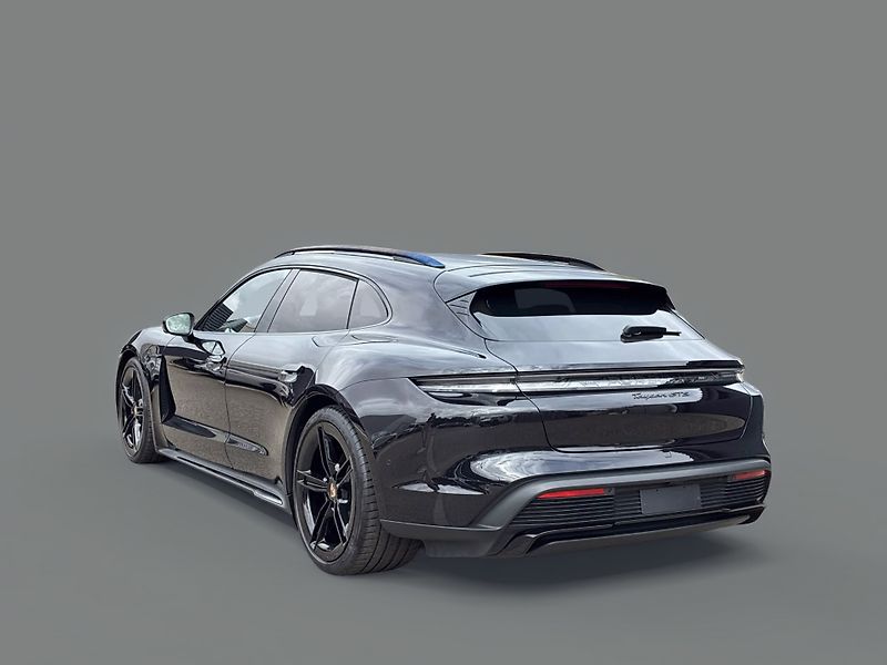Porsche Taycan GTS Sport Turismo HuD Pano 360 - fotka 4 z 20