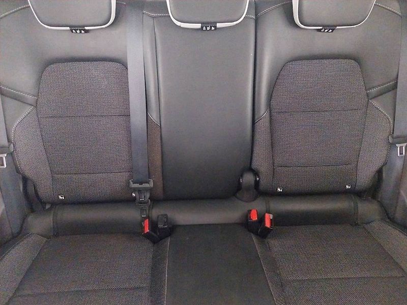 Renault Captur (2023) 1.3 TCe, Automat, ČR,1.maj - fotka 10 z 25