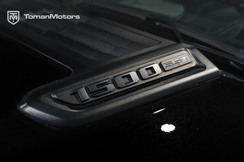 RAM 1500 (2025) Laramie Hurricane RAMBOX, ČR - fotka 27 z 28