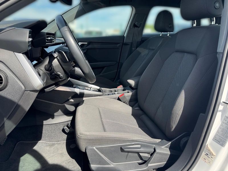 Audi A3 (2022) SPORTBACK 35TDI 110kW CZ DPH - fotka 7 z 11