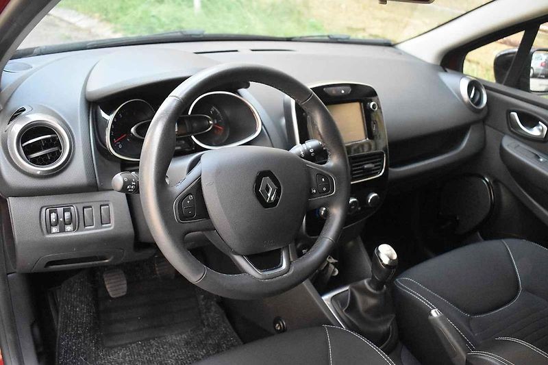 Renault Clio je vhodným společníkem pro mladší i starší páry